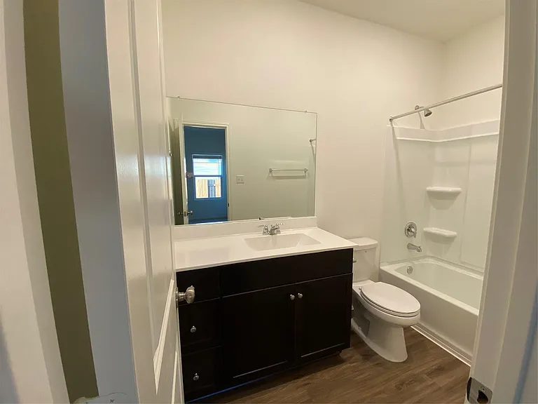 600 Gabriels Bluff Dr — Photo 3