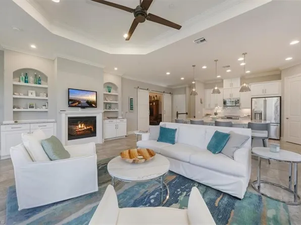 8773 Bellano CT #201, NAPLES, FL 34119