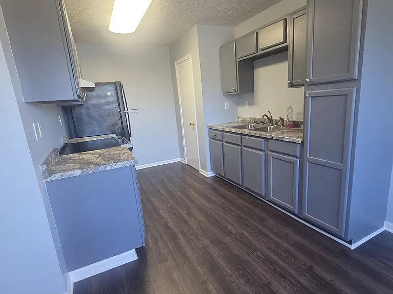 1165 Claylick Rd #B — Photo 3