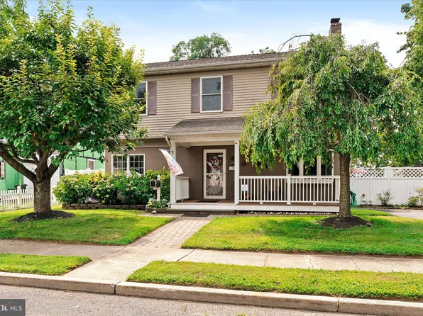 27 Westcott Ave, Hamilton, NJ 08610