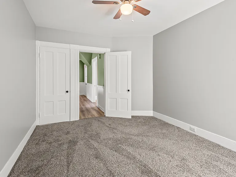 174 Cartier St #3 — Photo 12