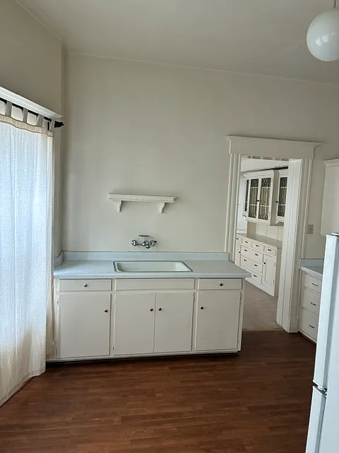 1 bed, 1000 sqft, $2,025 — Photo 4