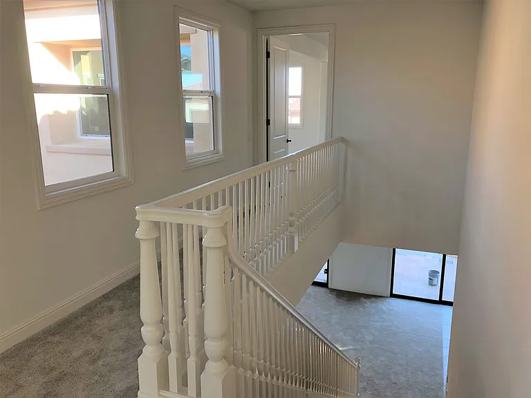 29 Caspian — Photo 8