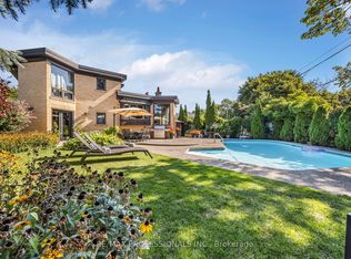 16 Woodpark Rd, Toronto, ON M9P1M1