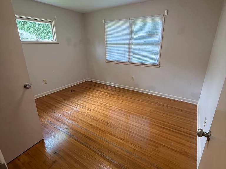 104 Highland Dr — Photo 7