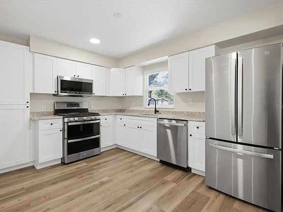 5th image of 1837 PASADENA DRIVE