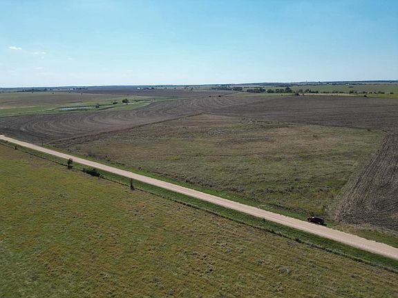 4th image of 3809 County Road 384
