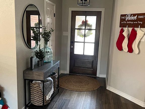 2nd image of 2305 Patricia Ln