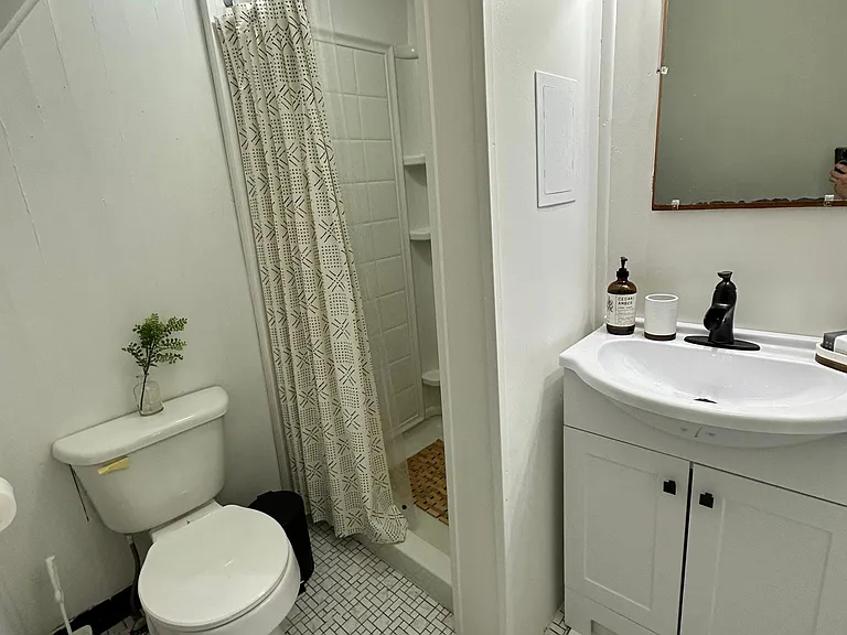 29 Main St #3 — Photo 6