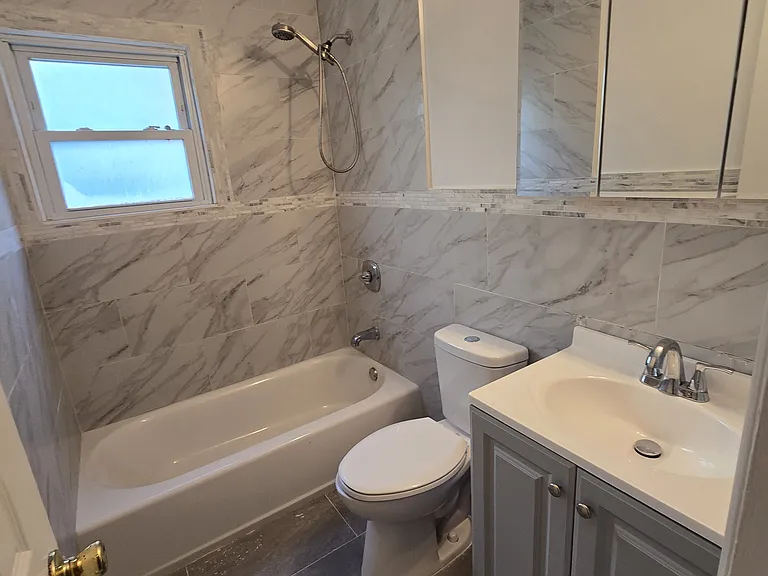 74 Caswell Ave #1 — Photo 20