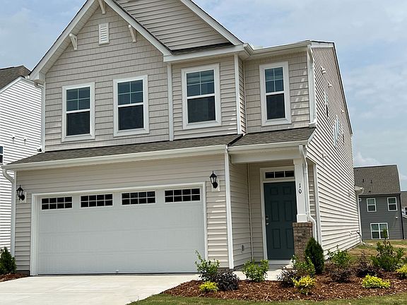 4th image of 10 Franklin Farm Ln