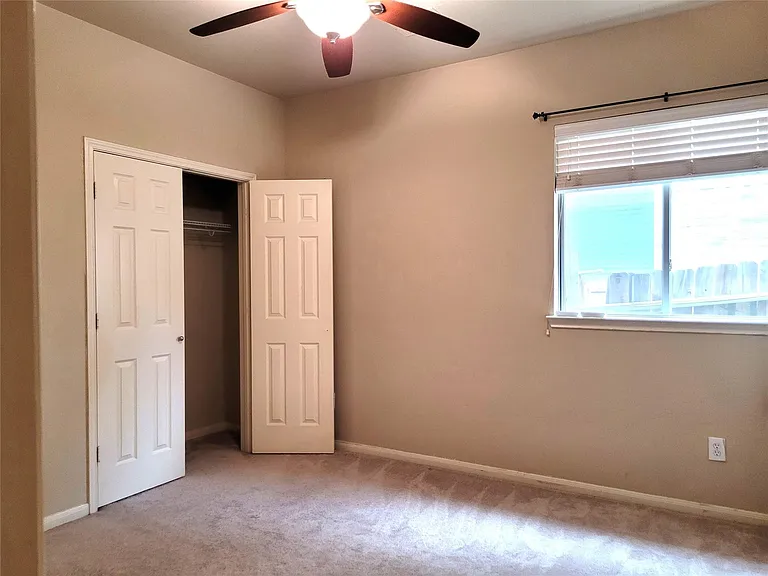 6042 Starbrook Creek Dr — Photo 21