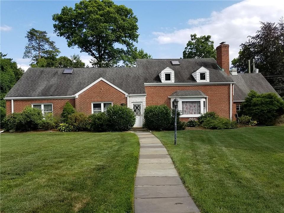 1st image of 6 Monterey Drive