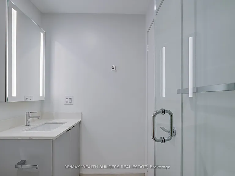 285 Dufferin St #1103 — Photo 23