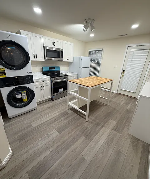 5916 Ewing Pl #BASEMENT — Photo 3