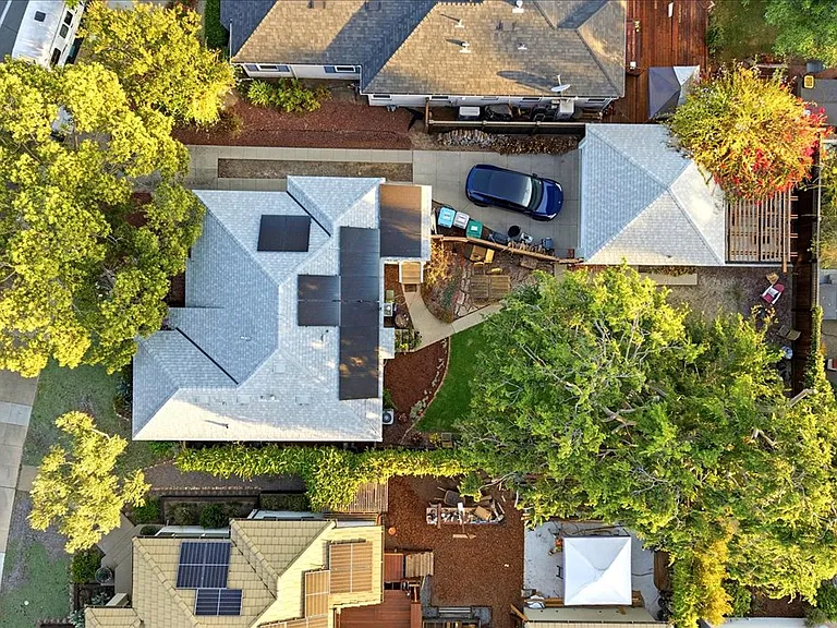 4526 Euclid Ave — Photo 23