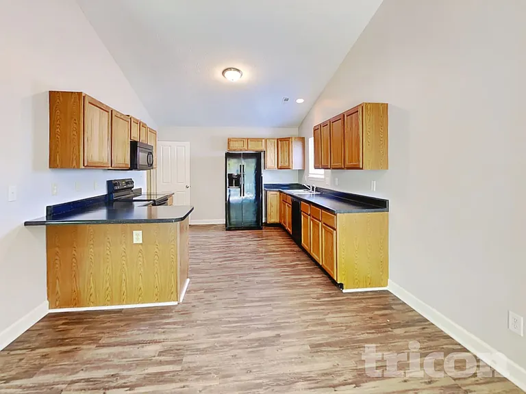 12758 Sovereign Ln — Photo 5
