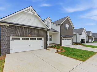 317 Buckwood Ln, Thompsons Station, TN 37179