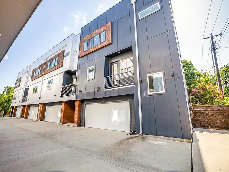 5714 Bryan Pkwy #D — Photo 1