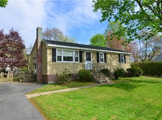 92 Houston Dr, Warwick, RI 02886