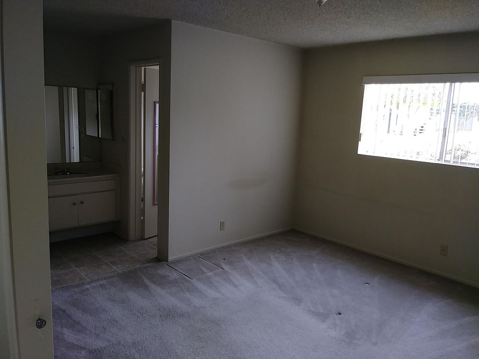 1st image of 1831 Garvey Ave APT 26