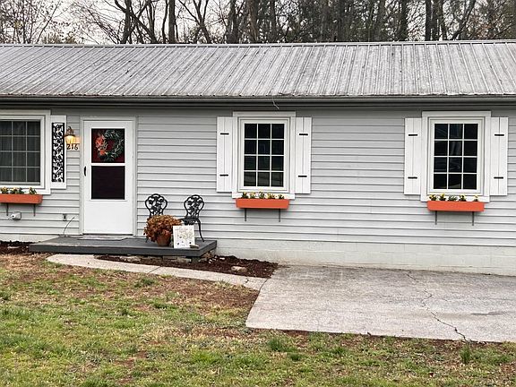 2nd image of 216 Stanley Ave