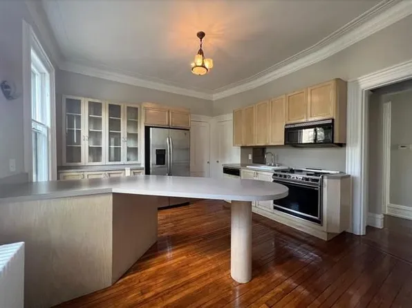7 Kensington Ave #3, Jersey City, NJ 07304