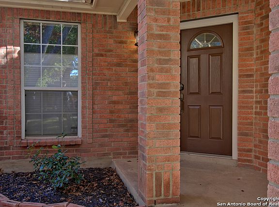 4th image of 15022 Preston Court Dr