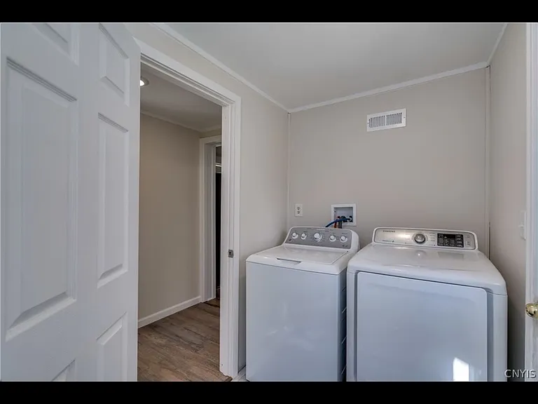 421 S Massey St — Photo 13