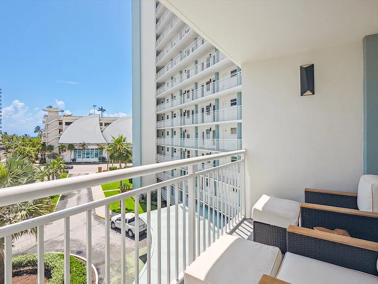 201 N Ocean Blvd #410 — Photo 1