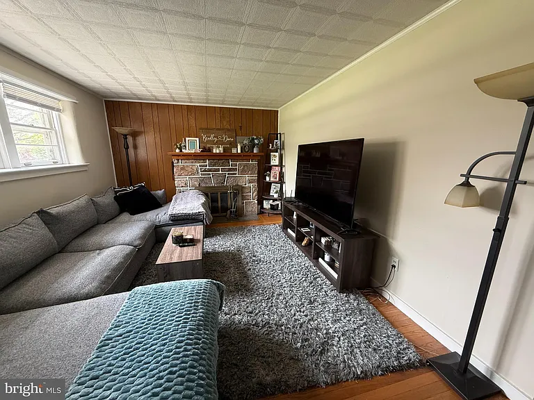 507 Evansburg Rd — Photo 3