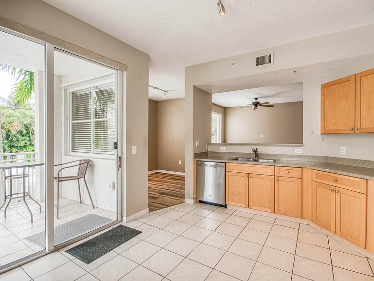 11010 Legacy Dr #206 — Photo 9