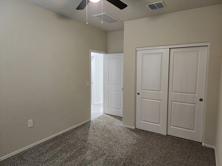 24597 W Illini St — Photo 19