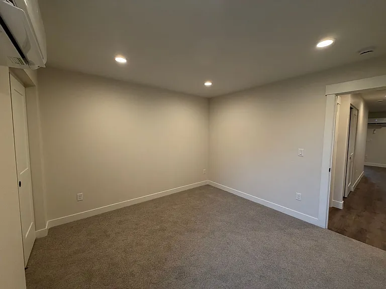Sunrise Villas Apartments — Photo 26