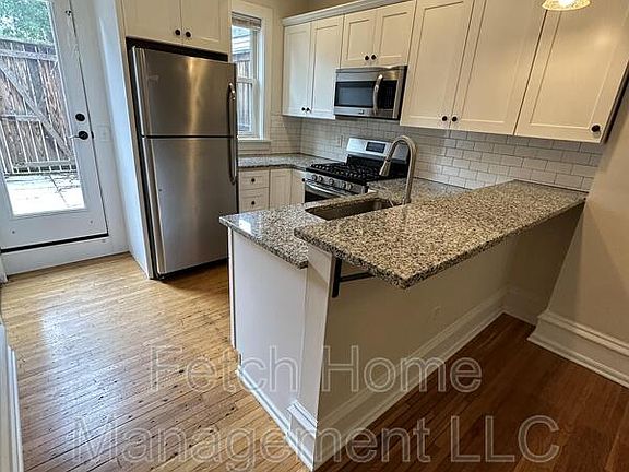 4th image of 28 E Vine St #1