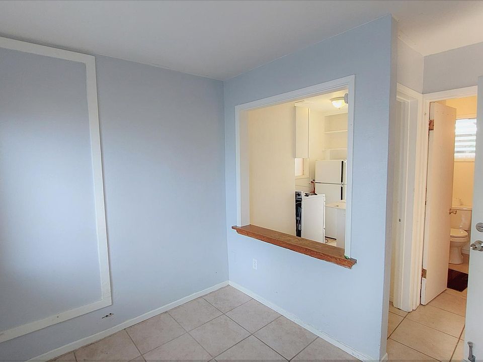 1st image of 1541 Felspar St