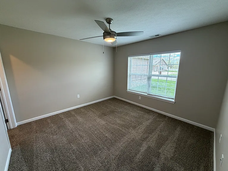 Guest bedroom