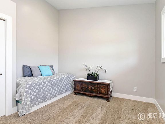 5th image of 3500 Danube Dr SW