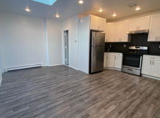 7807 Myrtle Ave, Ridgewood, NY 11385