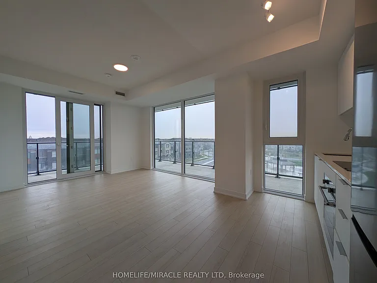 15 Skyridge Dr #2320 — Photo 3