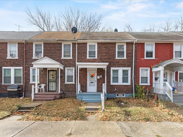 2959 E Octagon Rd, Camden, NJ 08104