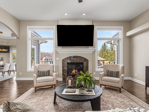 3rd image of 3812 Sparrow Hawk TRAIL