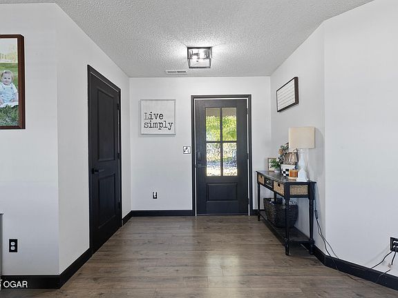 4th image of 2329 W 23rd St
