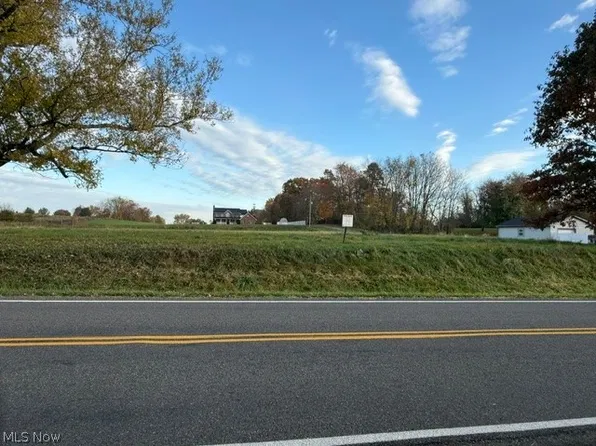 Forty Corners Rd NW, Massillon, OH 44647