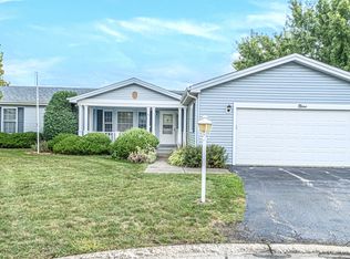 9 Derby Ct, Grayslake, IL 60030