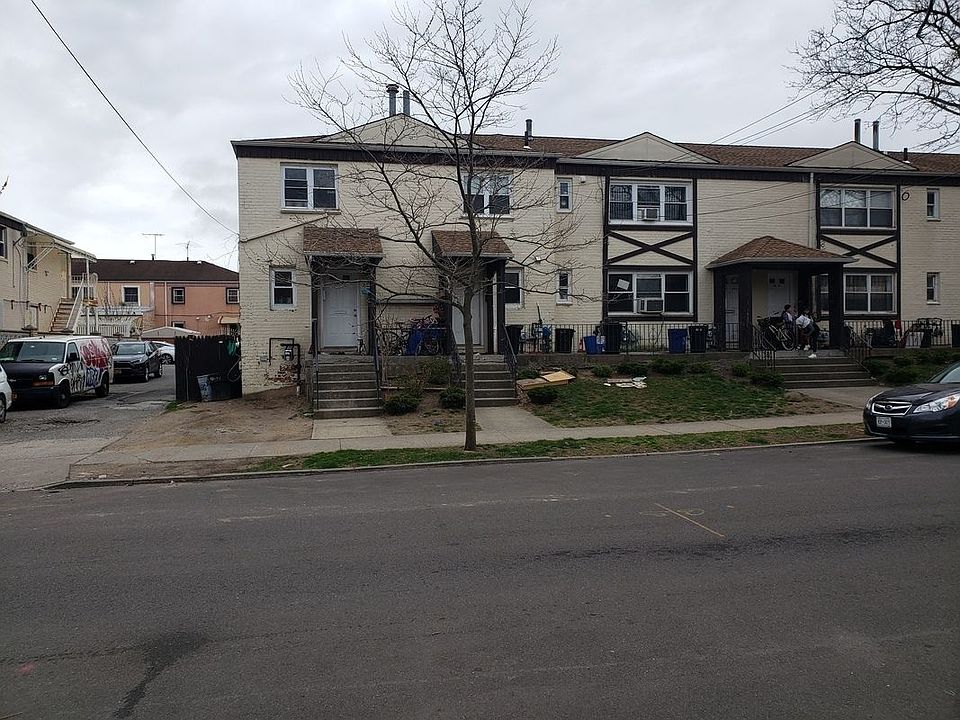 1st image of 11042 63rd Ave