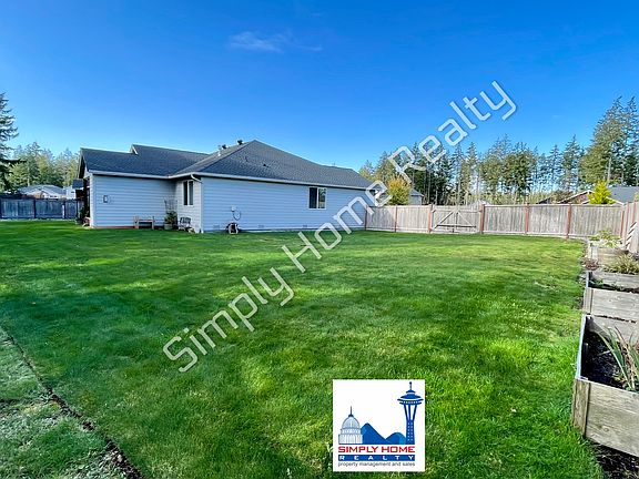 3rd image of 8113 52nd Ave NE