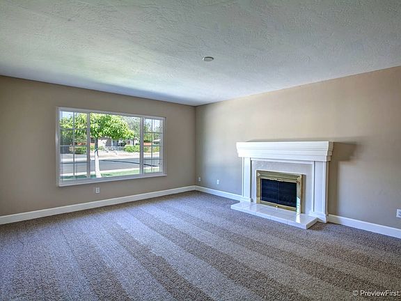 4th image of 760 S Lincoln Ave