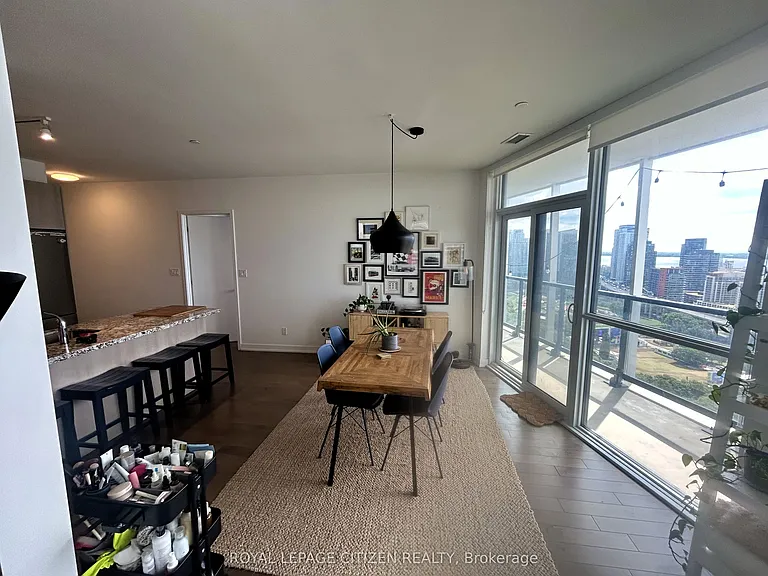 30 Ordnance St #2402 — Photo 16