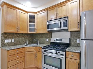 70-39 67th Pl #1R, Ridgewood, NY 11385